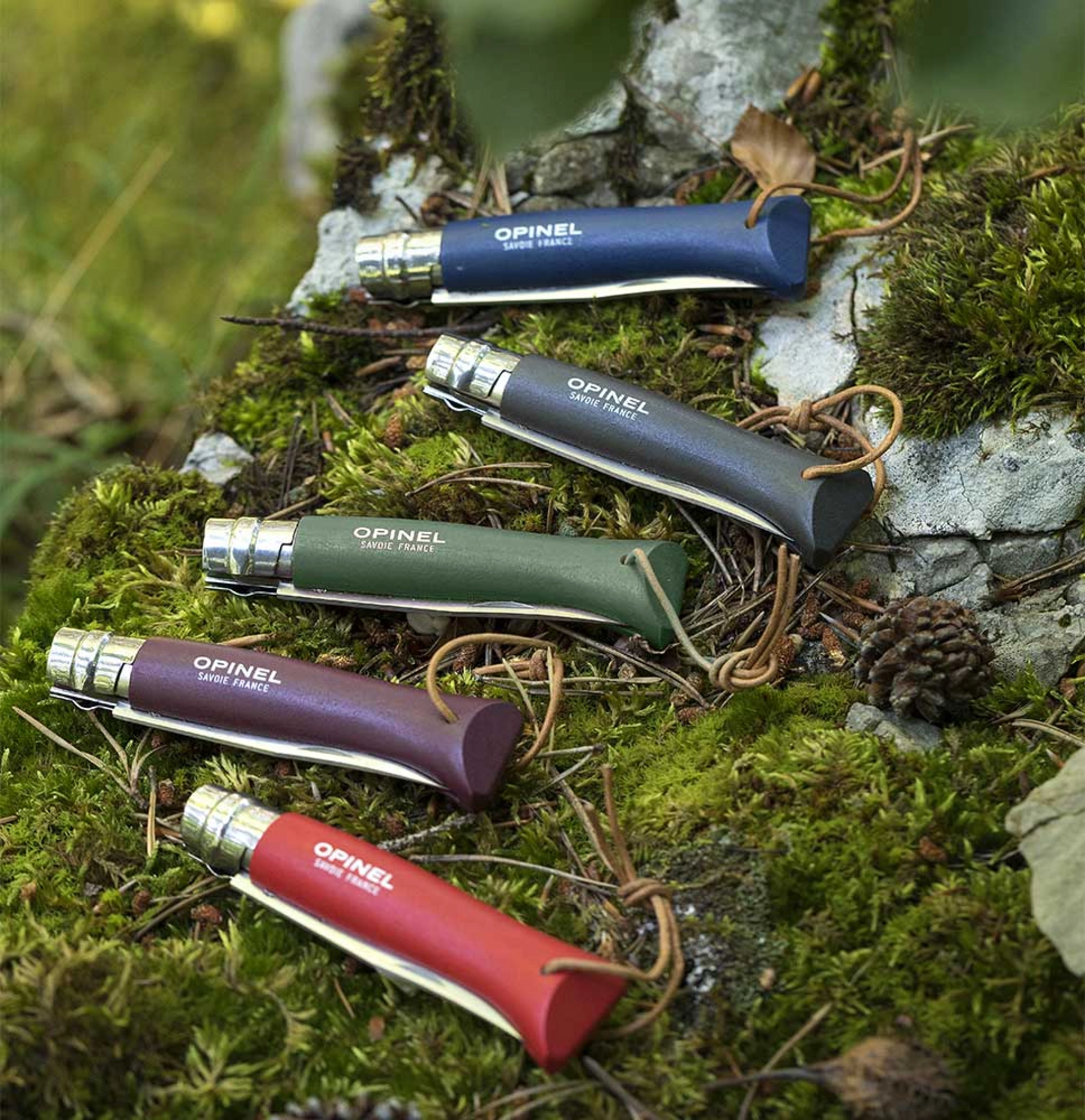 Ніж Opinel Trekking №8 VRI, граб, червоний - Зображення 3